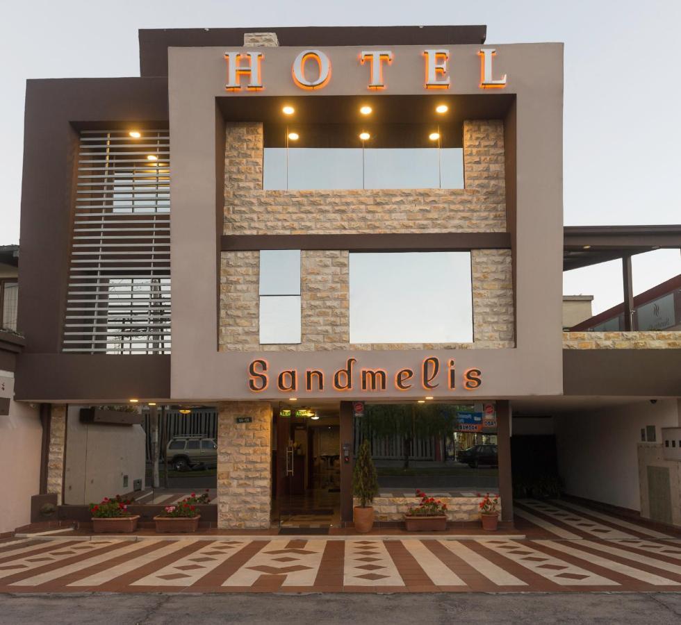 Hotel Sandmelis Quito Exterior foto